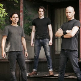 DANKO JONES veröffentlicht Live-Video zur Single ‚The Twisting Knife‘