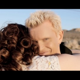 Billy Idol – neues Video ‚Save Me Now‘