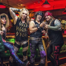Steel Panther kündigen die Veröffentlichung ihres neuen Studioalbums ‘Lower The Bar’ für den 24. Februar an!!